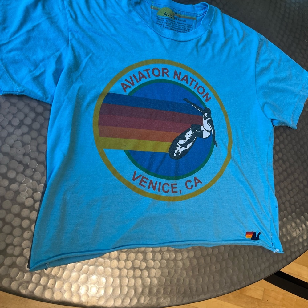 AVIATOR NATION Size M cropped logo tee